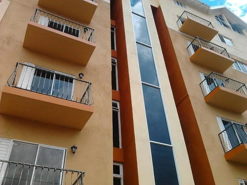 Two Bedroom Apartment New Kingston Giamaica